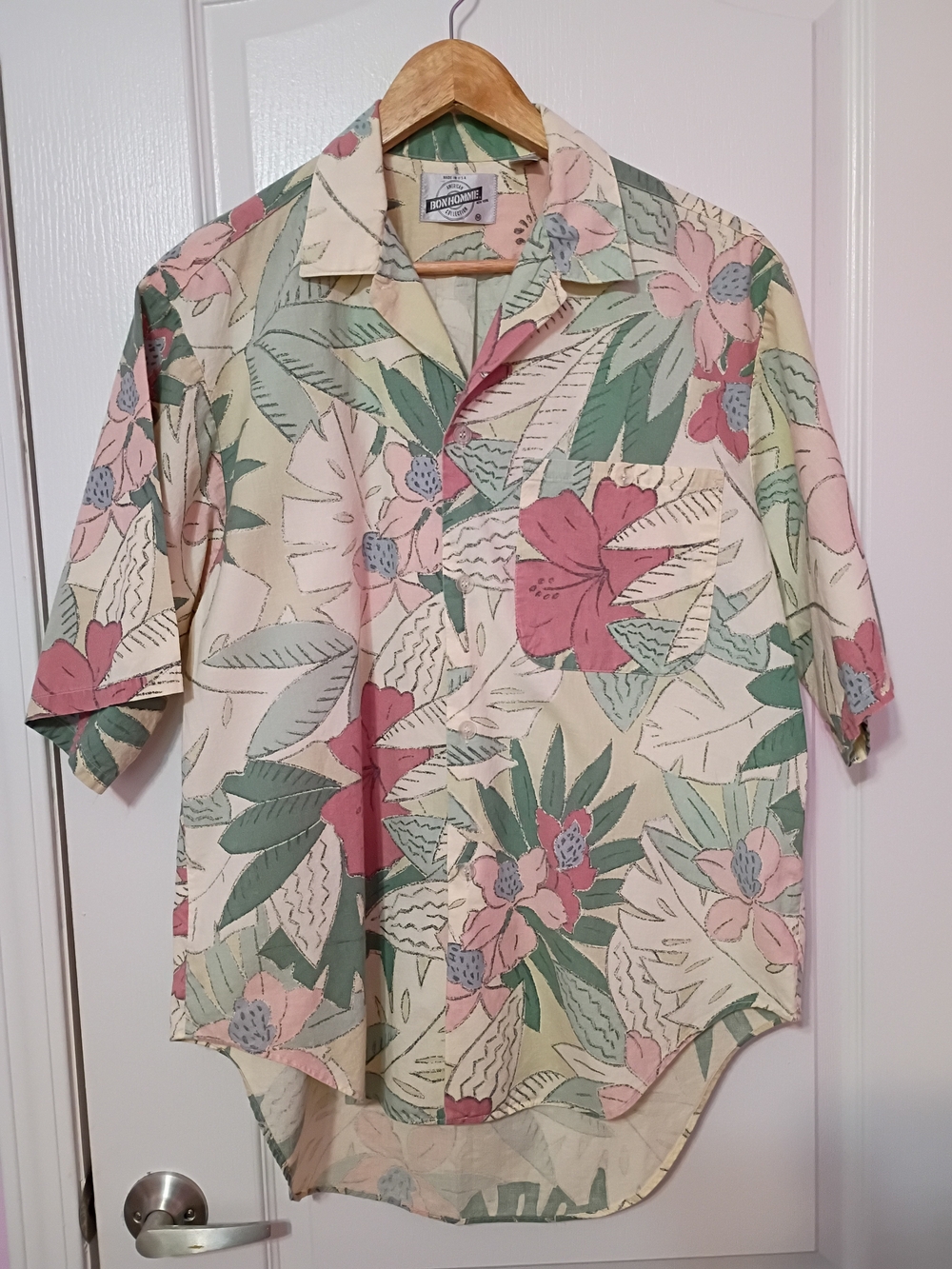 Vintage 80's  Bon Homme Island Escape Print